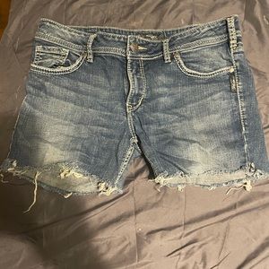 Cute silver shorts like new